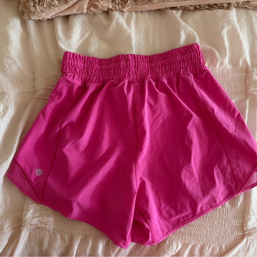 Lululemon Hotty Hot shorts